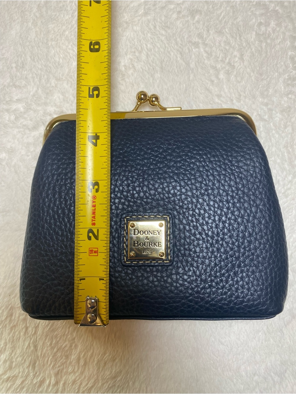 Dooney & Bourke Marine Pebble Leather Kiss-Lock Coin Purse with Gold Hardware - Picture 9 of 12